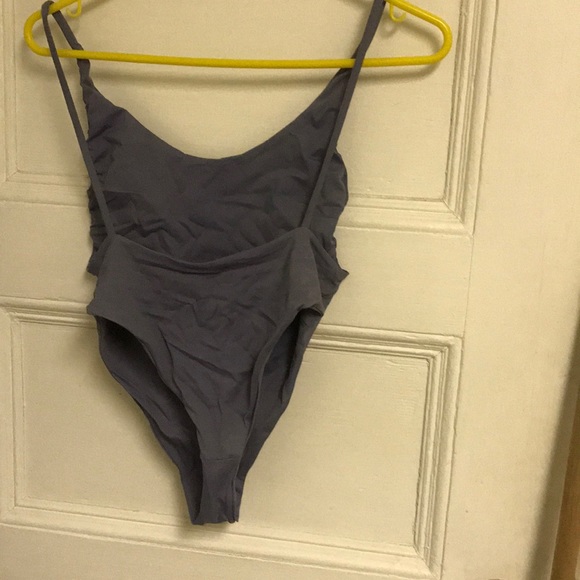 Disruptive youth one-piece - Picture 4 of 5